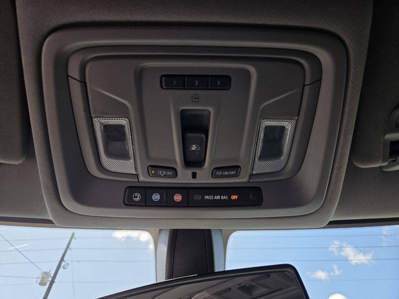 Used 2019 GMC Sierra 1500 SLE w/ SLE Value Package AWD/4WD image 13