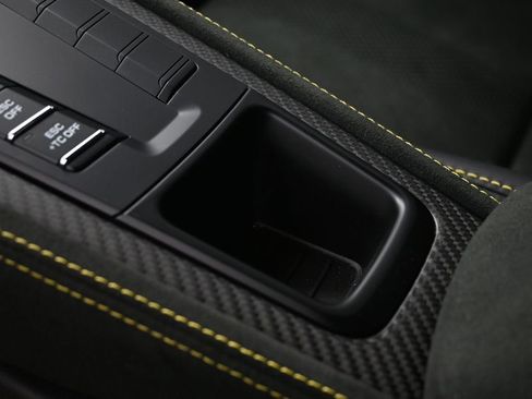 Certified 2025 Porsche 718 Cayman GT4 RS RWD image 21