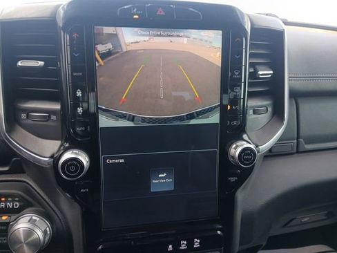 Used 2025 RAM 1500 Laramie image 22