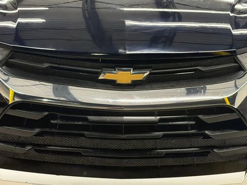 Used 2021 Chevrolet TrailBlazer LT w/ Convenience Package FWD image 5