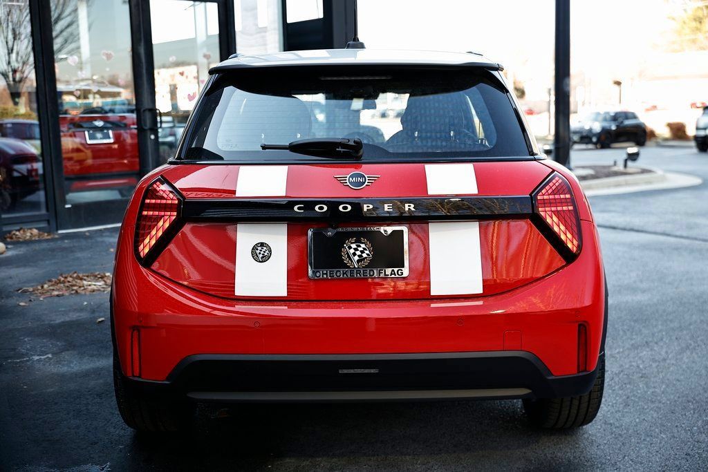 New 2026 MINI Cooper 2-Door Hardtop FWD image 10