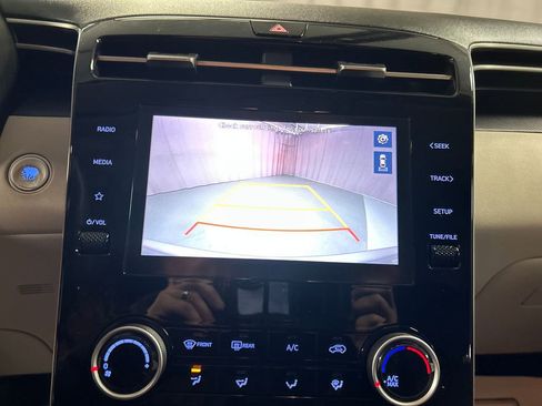 Used 2023 Hyundai Tucson SEL image 16