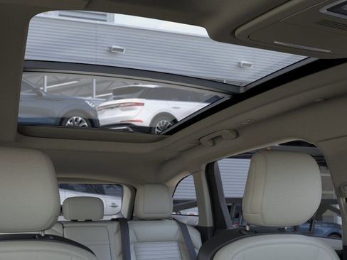 New 2026 Lincoln Nautilus Reserve AWD/4WD image 22