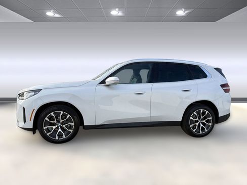 Used 2026 BMW X3 xDrive30 w/ Convenience Package AWD/4WD image 2