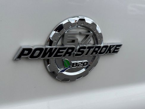 Used 2013 Ford F250 Lariat w/ Lariat Ultimate Pkg AWD/4WD image 43