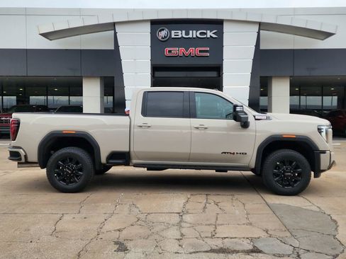 New 2026 GMC Sierra 2500 AT4 w/ AT4 Premium Plus Package AWD/4WD image 2