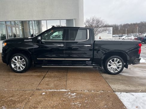 Certified 2022 Chevrolet Silverado 1500 High Country w/ High Country Premium Package image 8