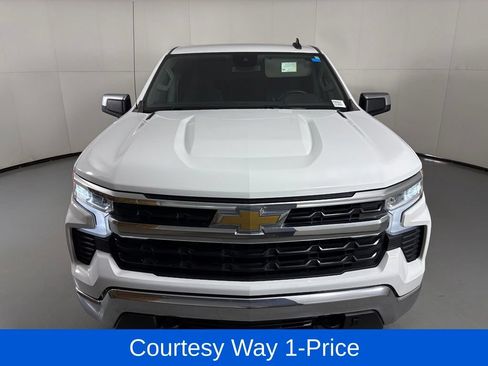 Used 2022 Chevrolet Silverado 1500 LT w/ Protection Package AWD/4WD image 4