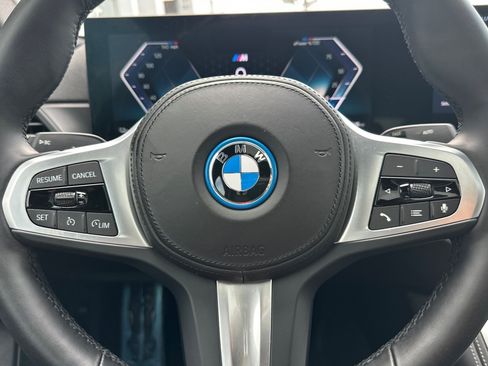 Used 2023 BMW i4 eDrive40 w/ M Sport Package RWD image 22