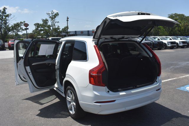 Used 2023 Volvo XC90 B5 Core AWD/4WD image 18