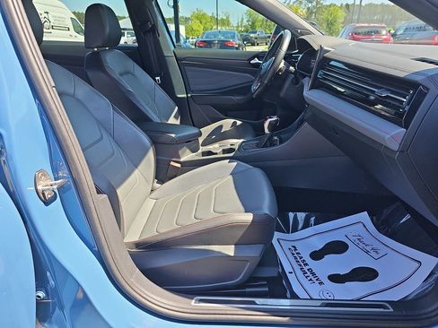 Used 2025 Volkswagen Jetta GLI Autobahn FWD image 14