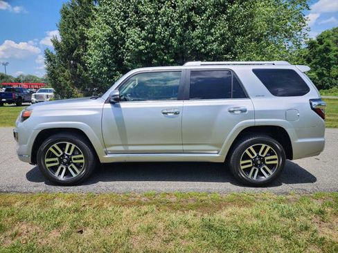 Used 2015 Toyota 4Runner Limited AWD/4WD image 1