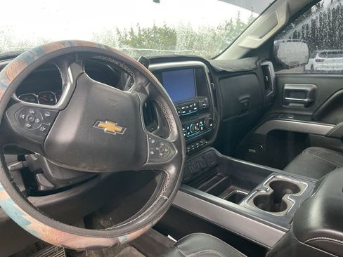 Used 2016 Chevrolet Silverado 1500 LTZ Z71 w/ LTZ Plus Package image 7