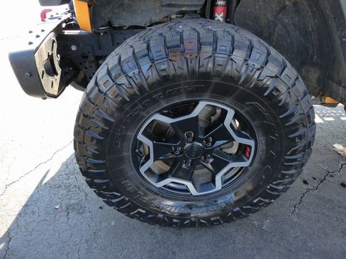 Used 2021 Jeep Gladiator Rubicon image 13