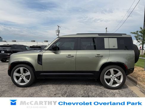 Used 2022 Land Rover Defender 110 X-Dynamic HSE AWD/4WD image 6