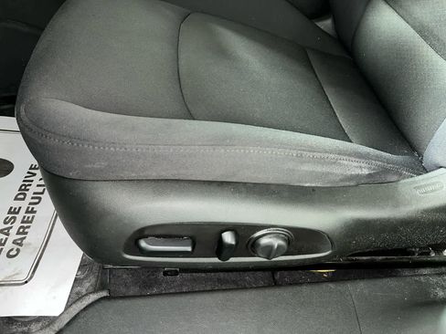 Used 2021 Chevrolet Malibu LT image 14