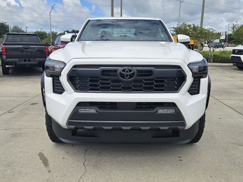 New 2025 Toyota Tacoma TRD Off-Road image 2