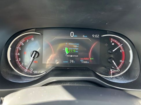 Used 2024 Toyota RAV4 XLE image 22