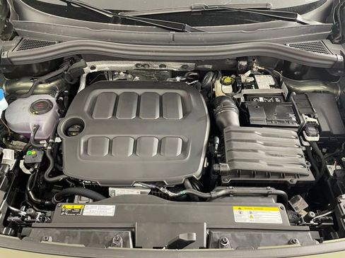 New 2026 Volkswagen Tiguan SE R-Line AWD/4WD image 18