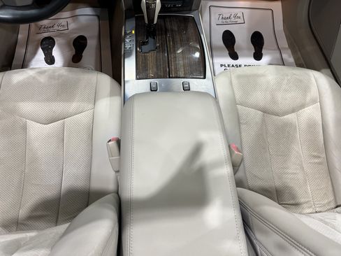Used 2006 Cadillac XLR V RWD image 15