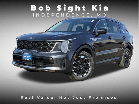 Certified 2026 Kia Sorento S image 1