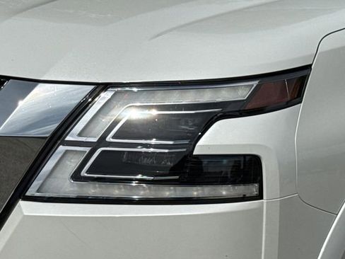 Used 2023 Nissan Armada SL w/ Cargo Package image 4