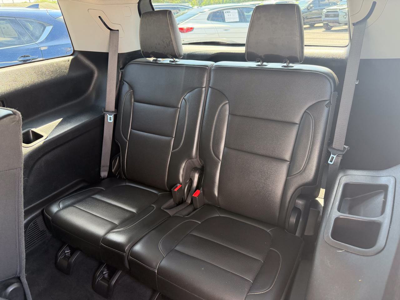 Used 2023 GMC Acadia SLT AWD/4WD image 18