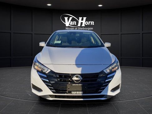 New 2025 Nissan Versa SV w/ Trunk Package image 9