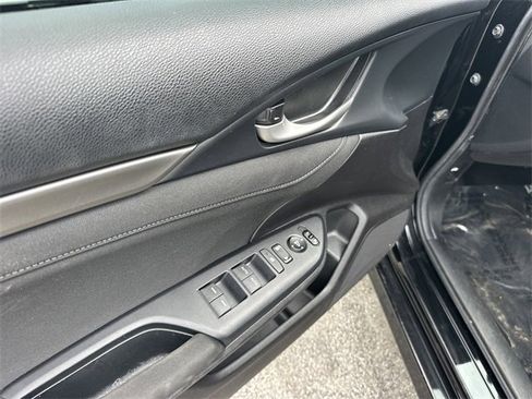 Used 2020 Honda Civic EX image 18
