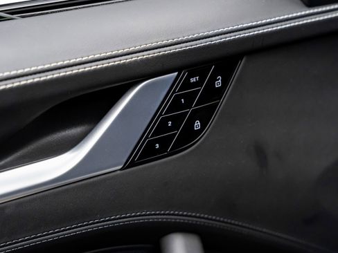 Used 2021 Porsche 911 Turbo S image 61