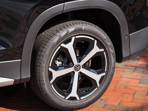 New 2026 Volkswagen Tiguan SE image 4