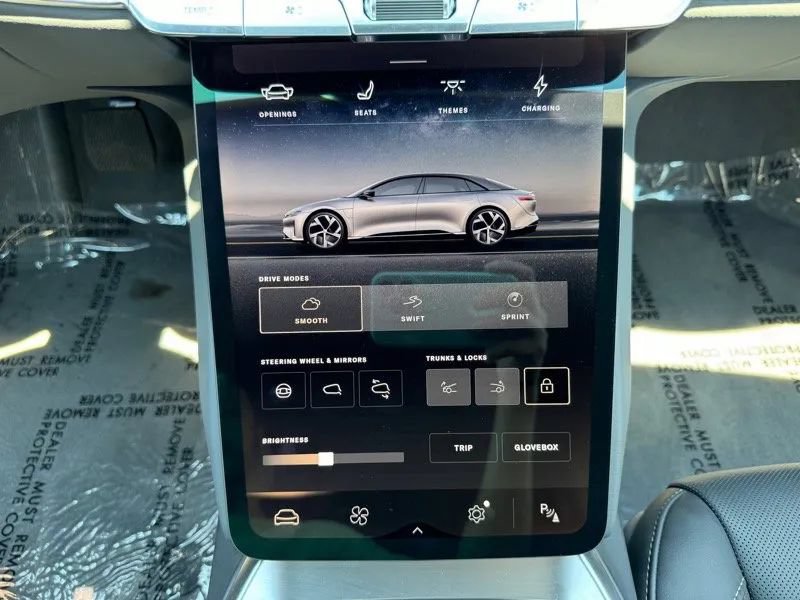 Used 2023 Lucid Air Pure AWD/4WD image 32