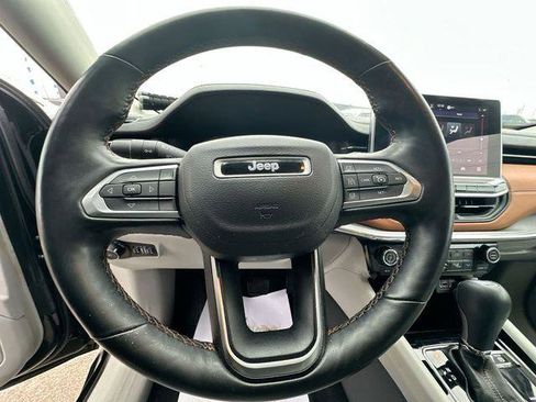 Certified 2022 Jeep Compass Limited image 16