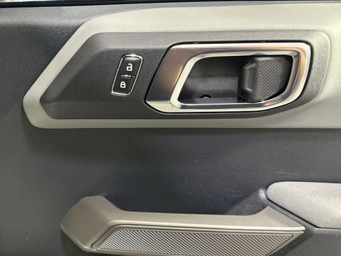 Used 2023 Ford Bronco Badlands w/ Sasquatch Package image 36