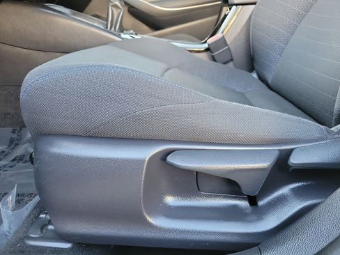 Used 2021 Toyota Corolla SE w/ Carpet Mat Package (TMS) image 20