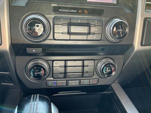 Used 2018 Ford F150 Platinum w/ Technology Package image 15