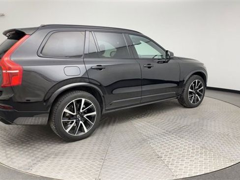 Used 2023 Volvo XC90 T8 Ultimate image 2