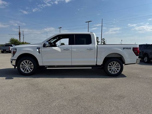 New 2025 Ford F150 Lariat w/ Equipment Group 501A Mid image 2