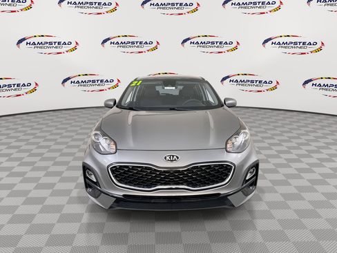 Used 2021 Kia Sportage LX AWD/4WD image 3