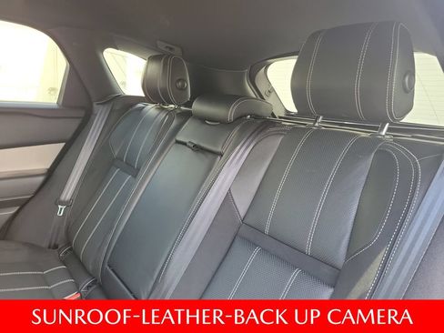 Used 2018 Land Rover Range Rover Velar R-Dynamic SE AWD/4WD image 15