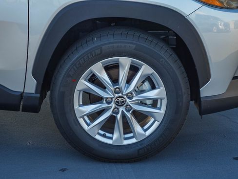 New 2026 Toyota Corolla Cross LE FWD image 11