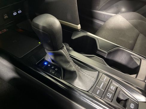 Used 2025 Toyota Camry LE FWD image 22