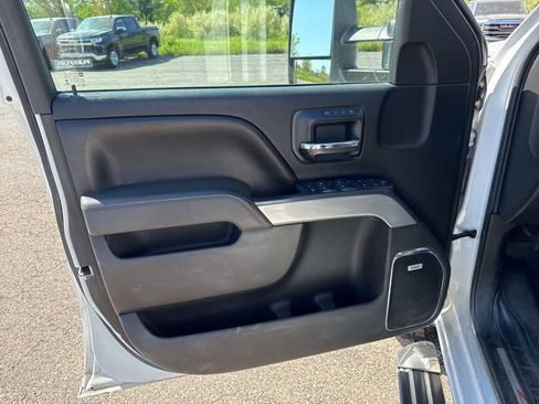 Used 2015 Chevrolet Silverado 2500 LTZ AWD/4WD image 16