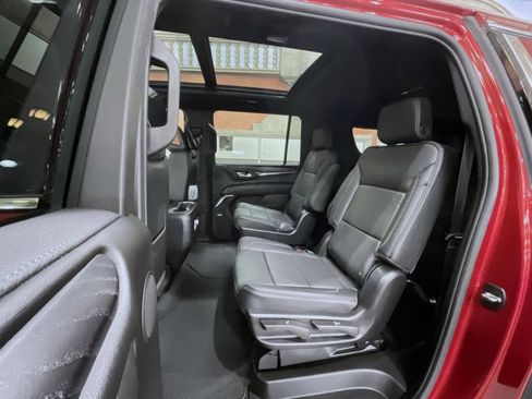 Certified 2024 GMC Yukon XL Denali w/ Advanced Technology Package AWD/4WD image 19