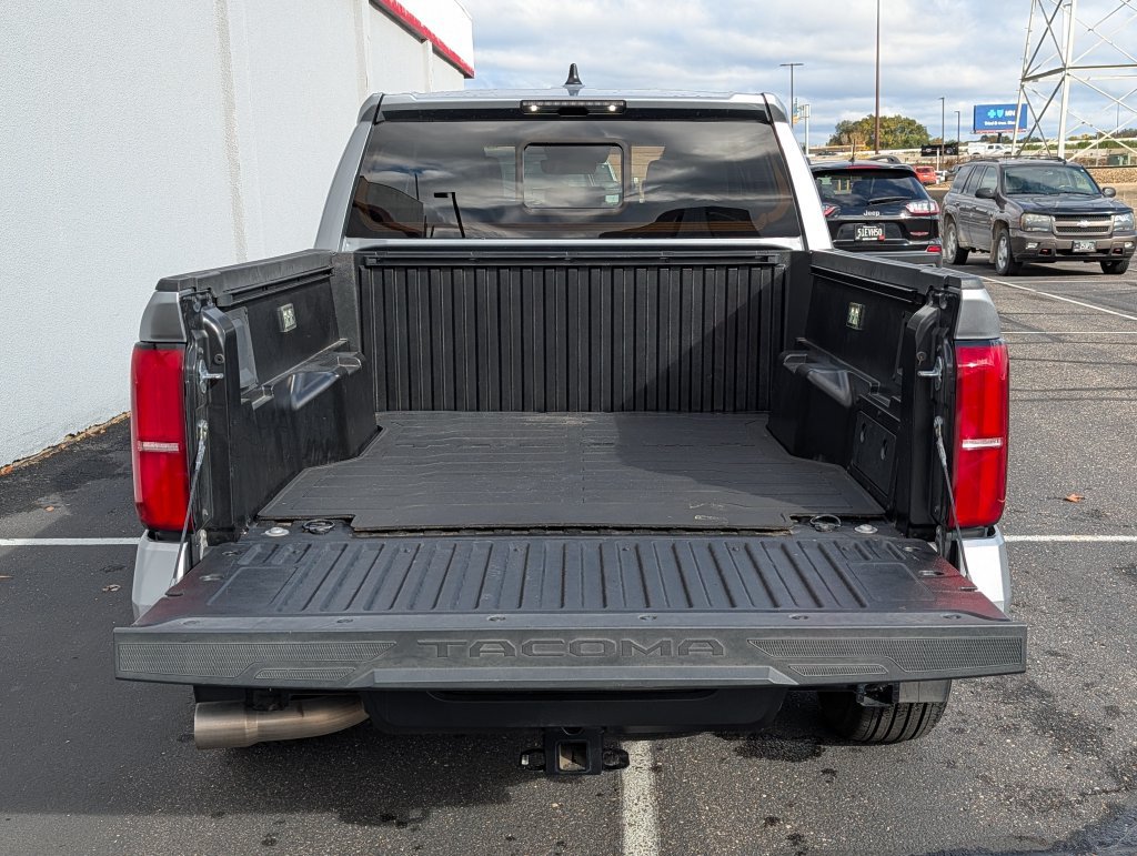 Used 2024 Toyota Tacoma TRD Sport w/ TRD Sport Upgrade Package AWD/4WD image 9