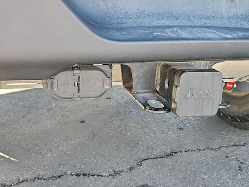 Used 2021 Jeep Wrangler Unlimited Sport image 34