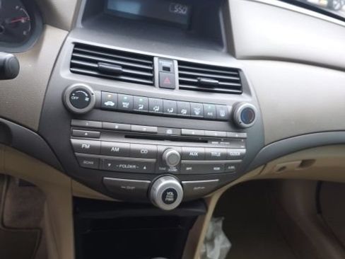Used 2010 Honda Accord LX image 3