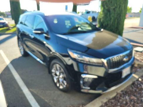 Used 2019 Kia Sorento AWD image 1