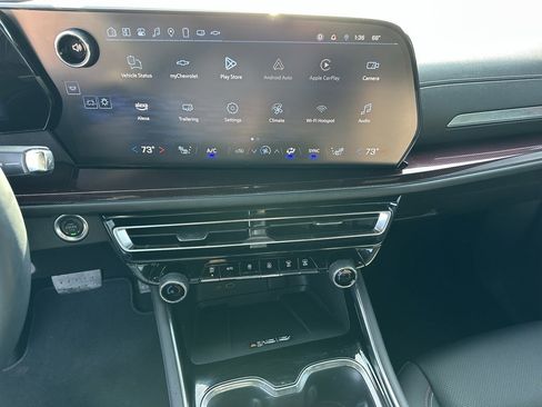 Used 2025 Chevrolet Traverse Z71 w/ Driver Confidence Package image 28