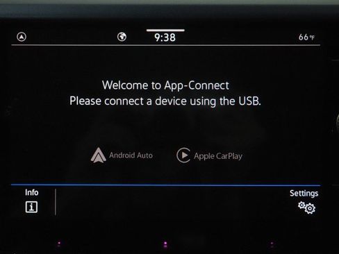 Used 2024 Volkswagen Taos SE image 30